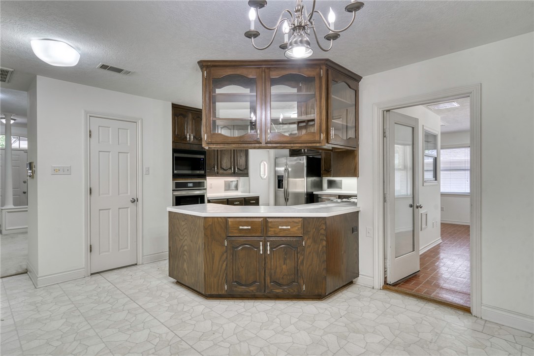 1402 Riverstone Court