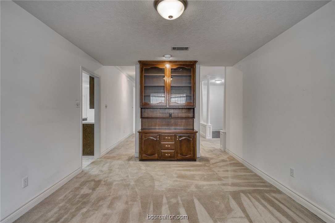 1402 Riverstone Court