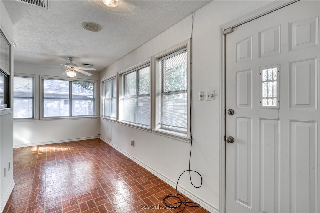 1402 Riverstone Court