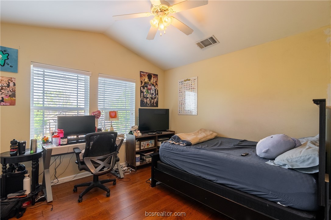 1725 South Harvey Mitchell Pkway 412