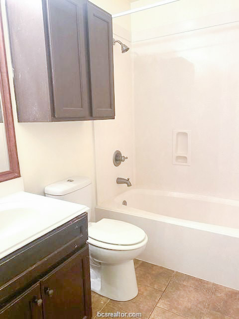 6807 Appomattox Drive