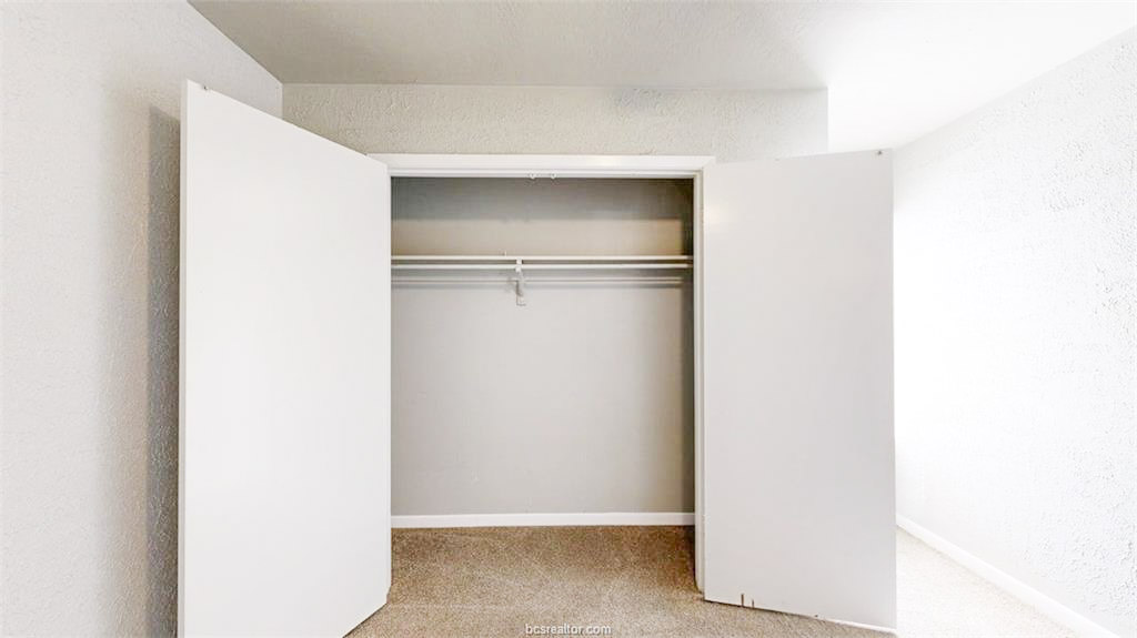 3800 East 29th Street 18