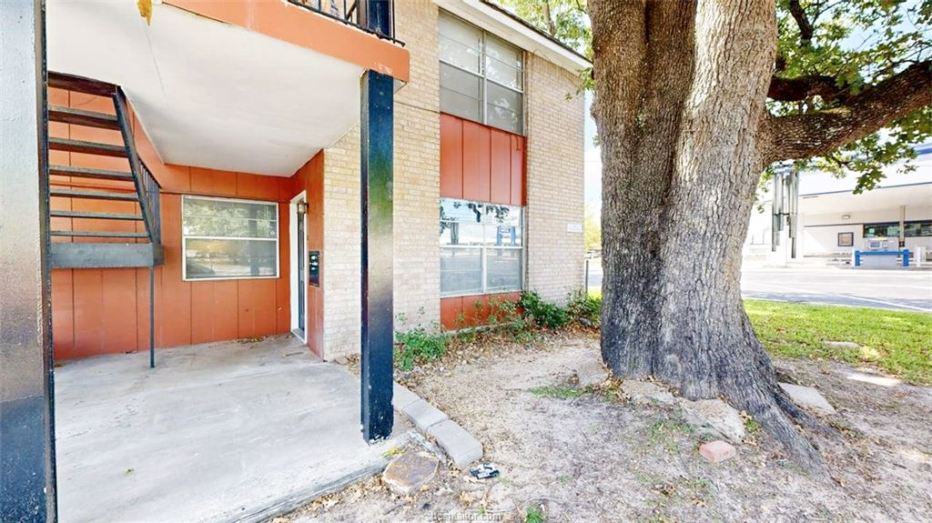 3800 East 29th Street 18