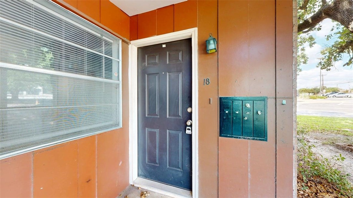 3800 East 29th Street 18