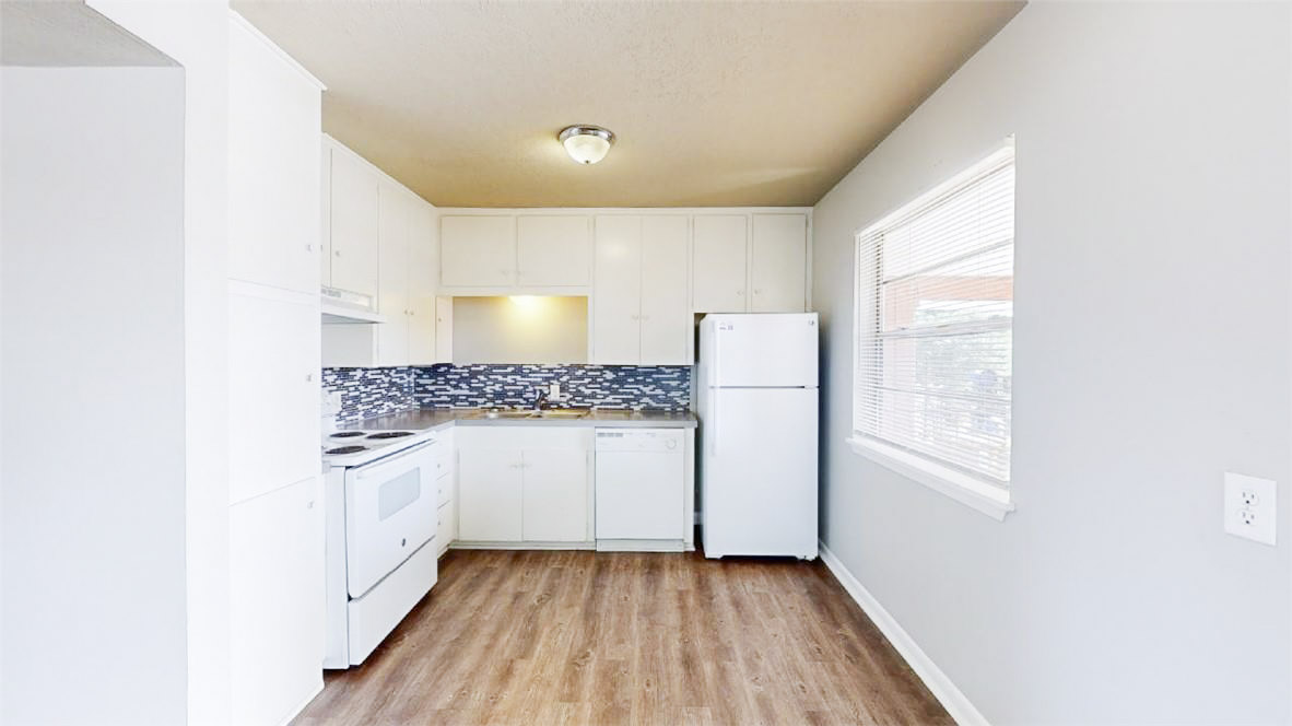 3800 East 29th Street 5