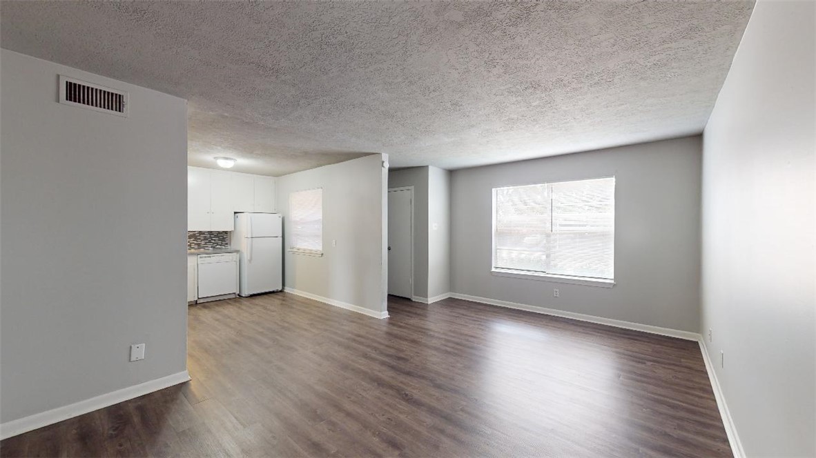 3800 East 29th Street 5