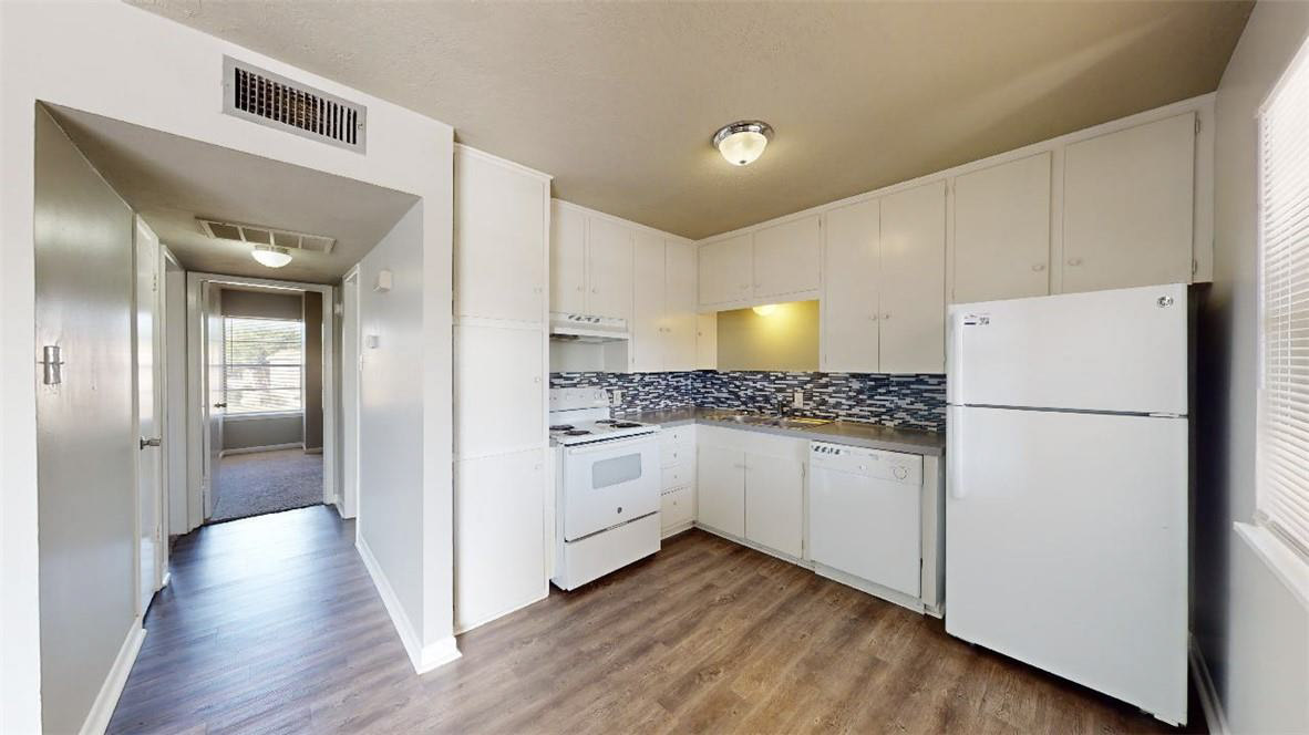 3800 East 29th Street 5