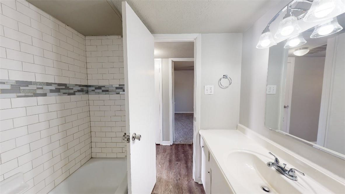 3800 East 29th Street 5