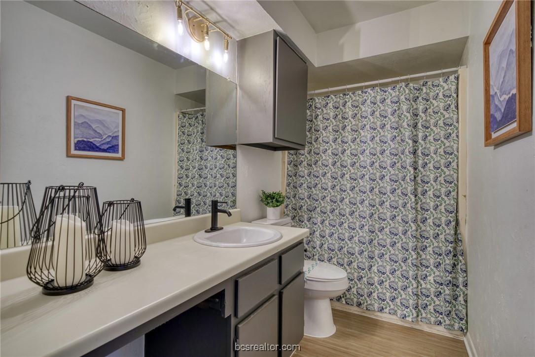 2807 Sprucewood Street A