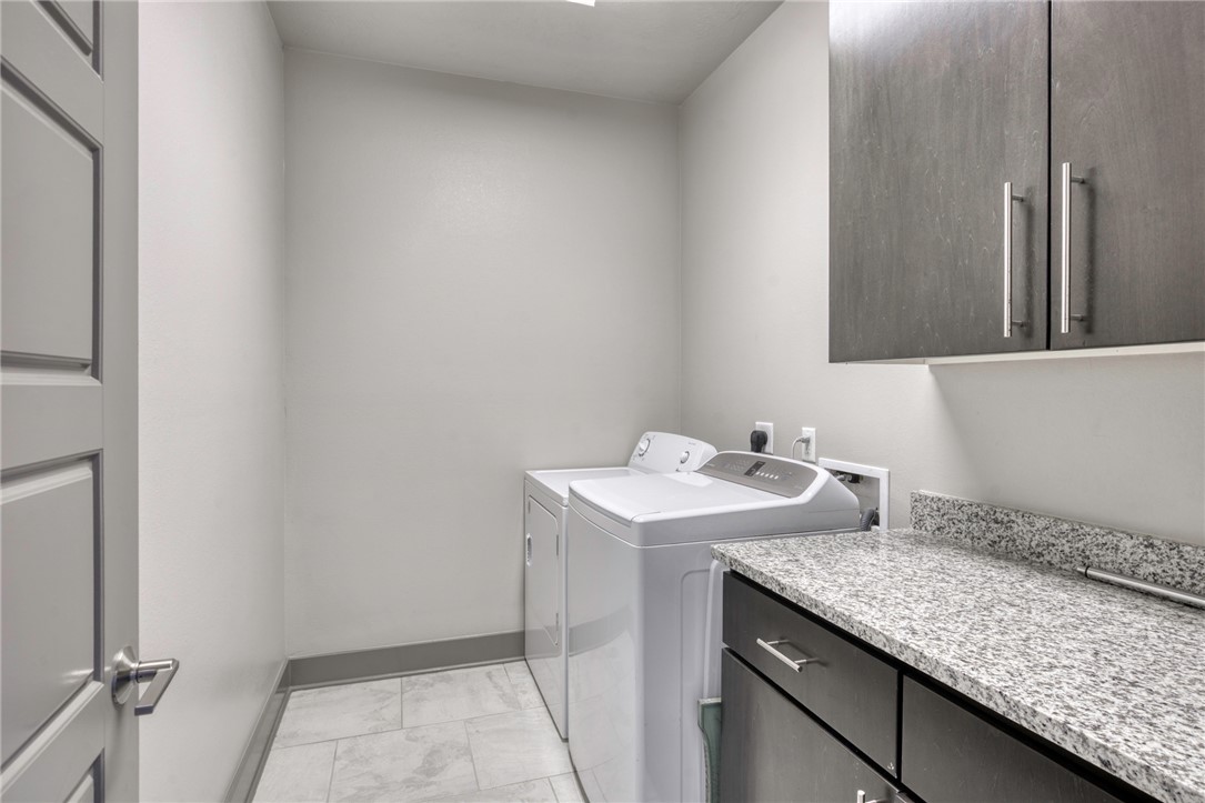 434 WILLIAM D FITCH PKWY