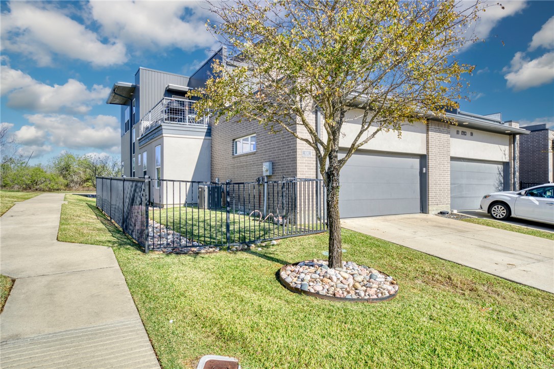 434 WILLIAM D FITCH PKWY