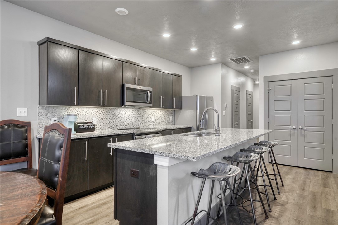 434 WILLIAM D FITCH PKWY