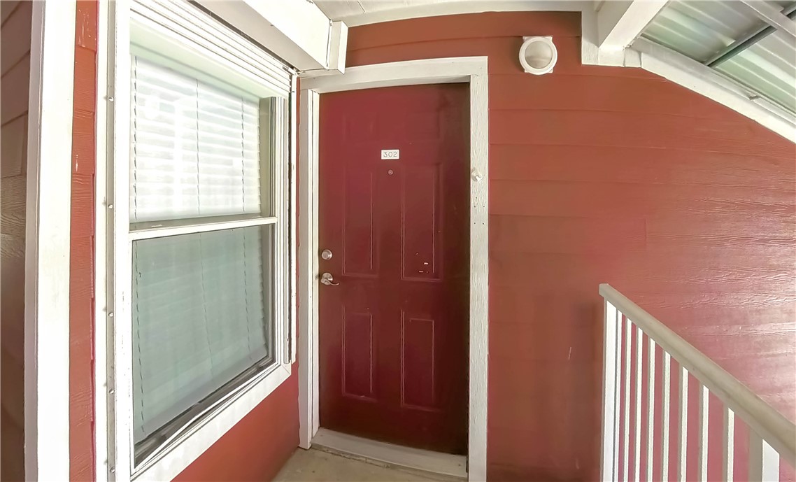 523 Southwest Parkway 302