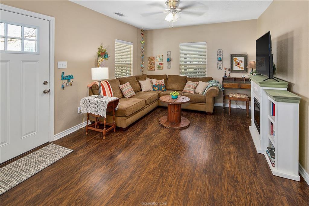 813 South Coulter Drive A