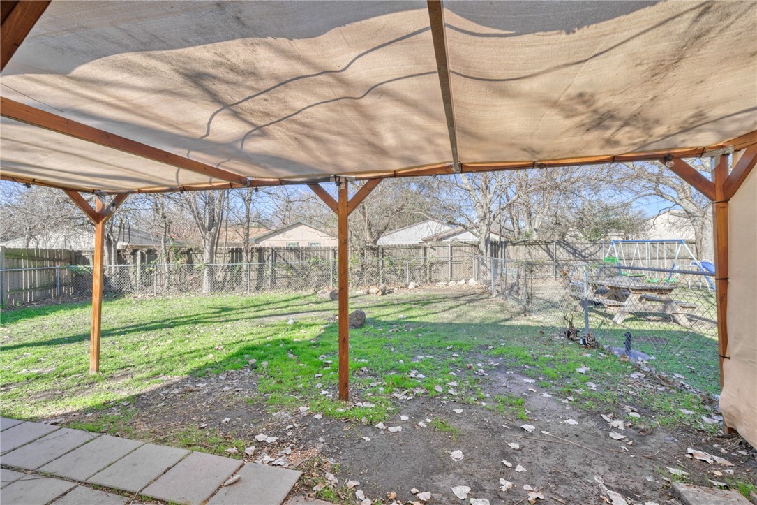 1613 Mossglenn Circle