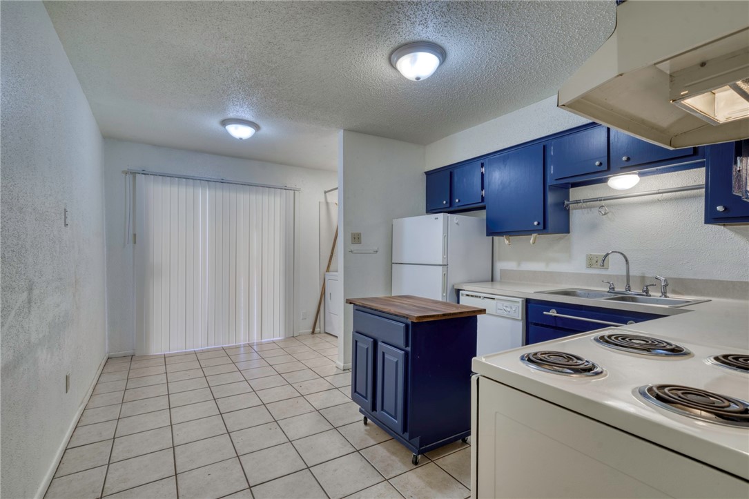 1613 Mossglenn Circle