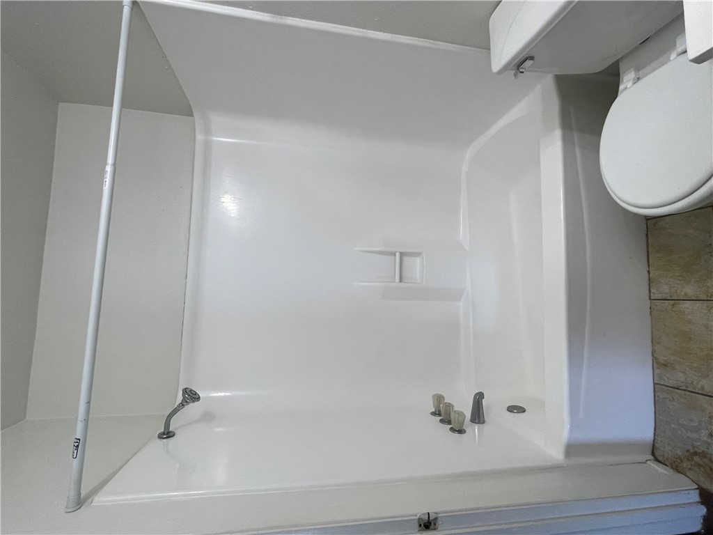 807 East 31st Street 4