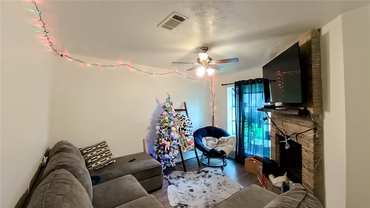 2802 Forest Bend Drive