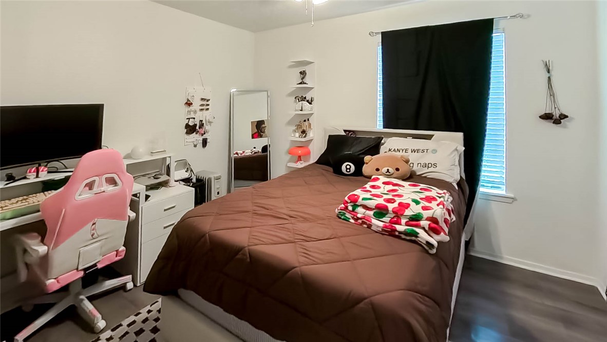 2802 Forest Bend Drive