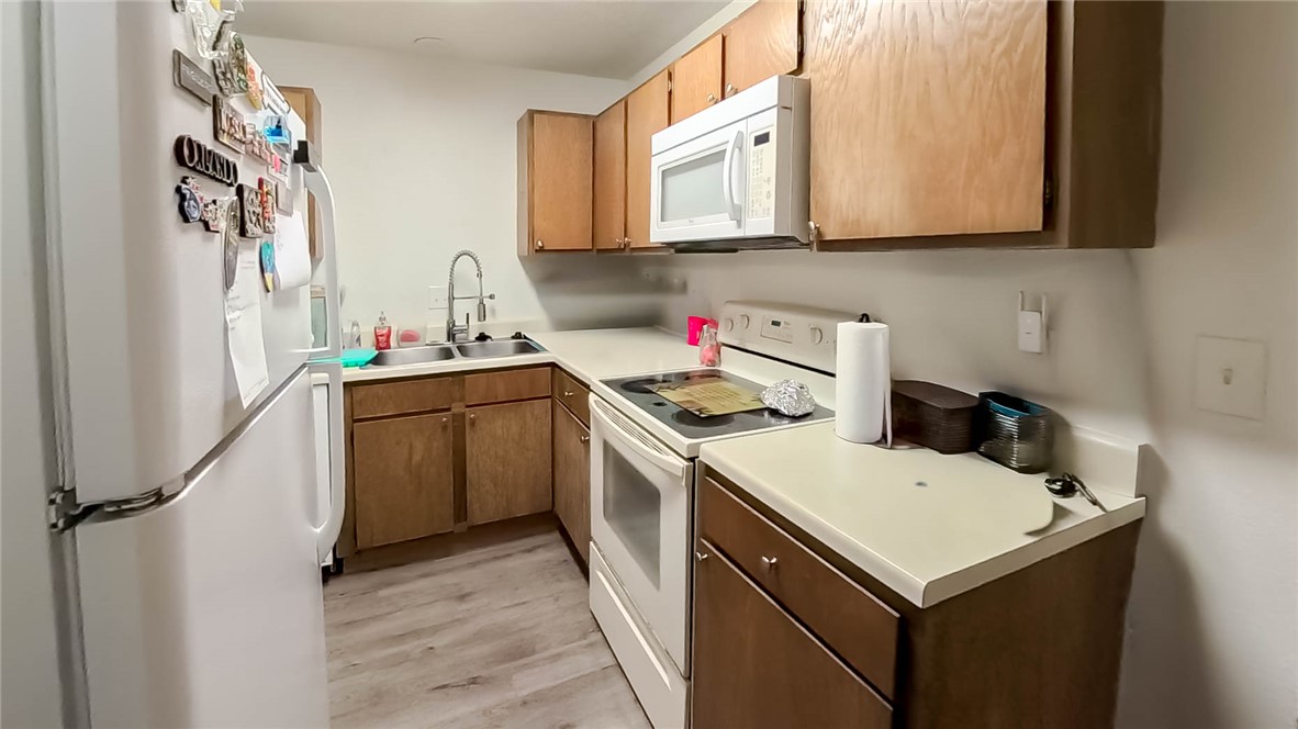 2802 Forest Bend Drive