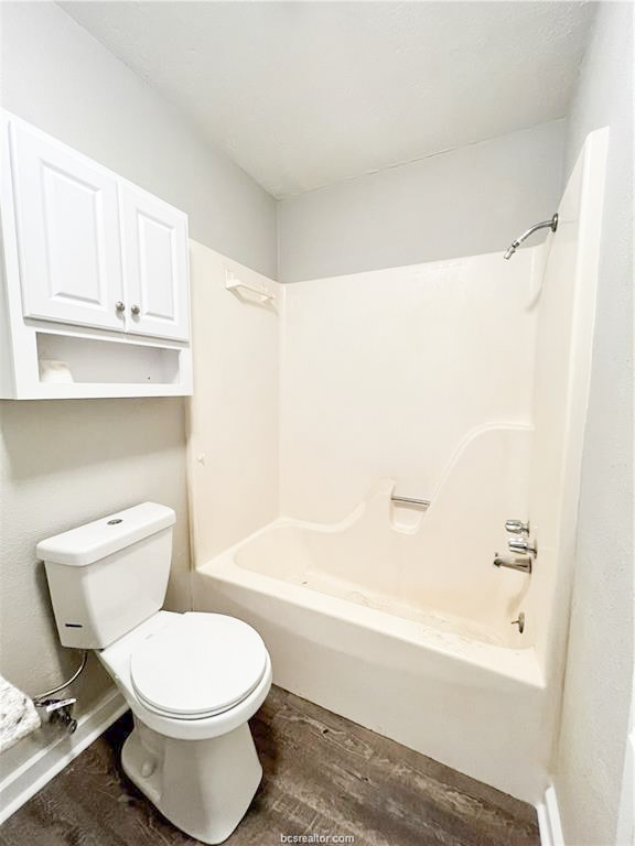 3802 College Main Street 6