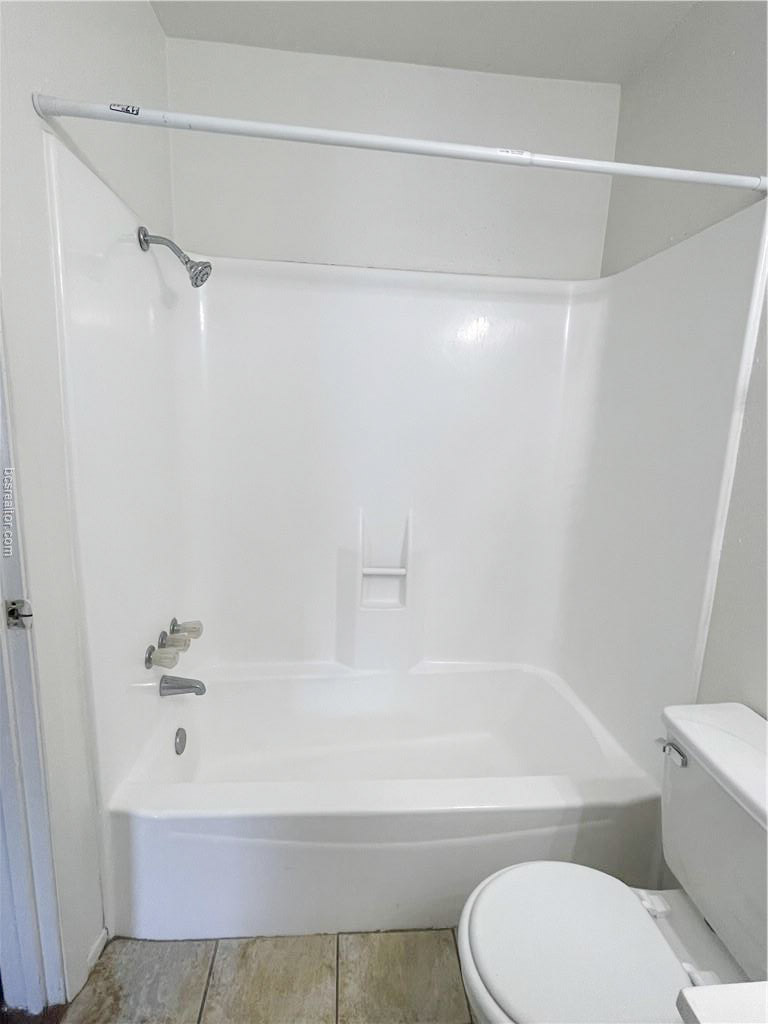 807 East 31st Street 8