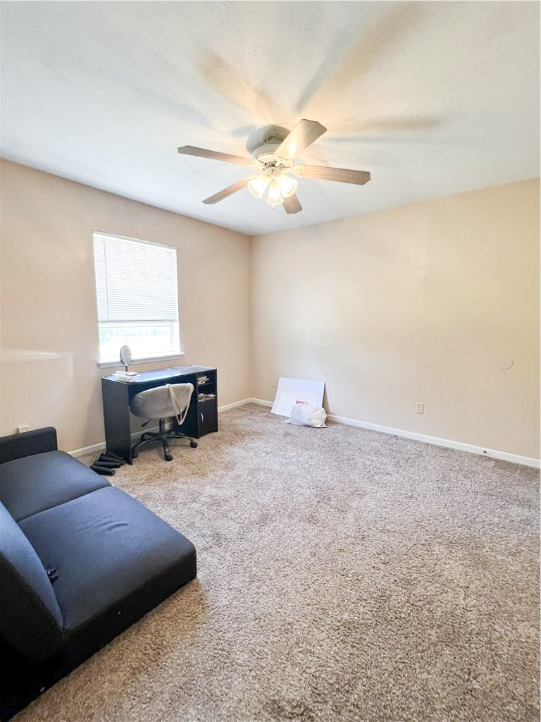 1214 Dexter Drive S