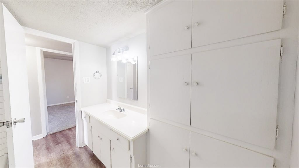 3800 East 29th Street 11