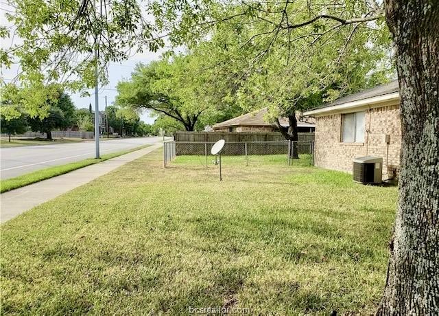 701 Llano Place