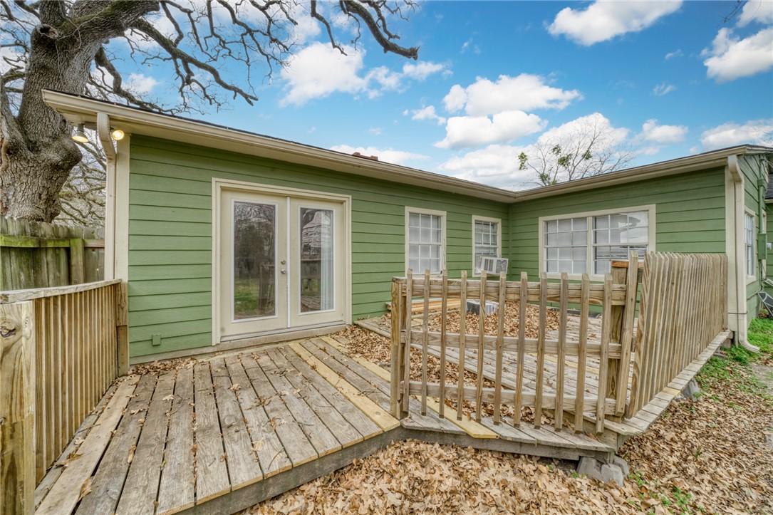 1505 Echols Street B