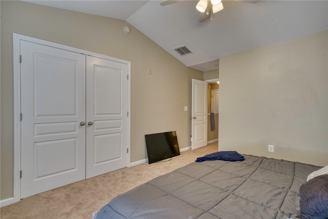 1725 Harvey Mitchell Parkway S 2124