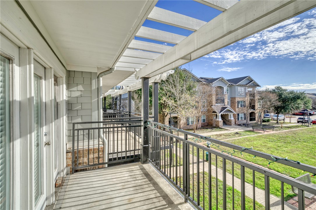 1725 Harvey Mitchell Parkway S 2124