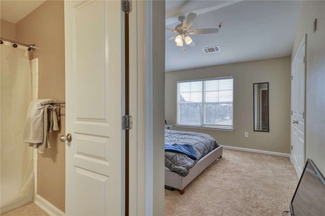 1725 Harvey Mitchell Parkway S 2124