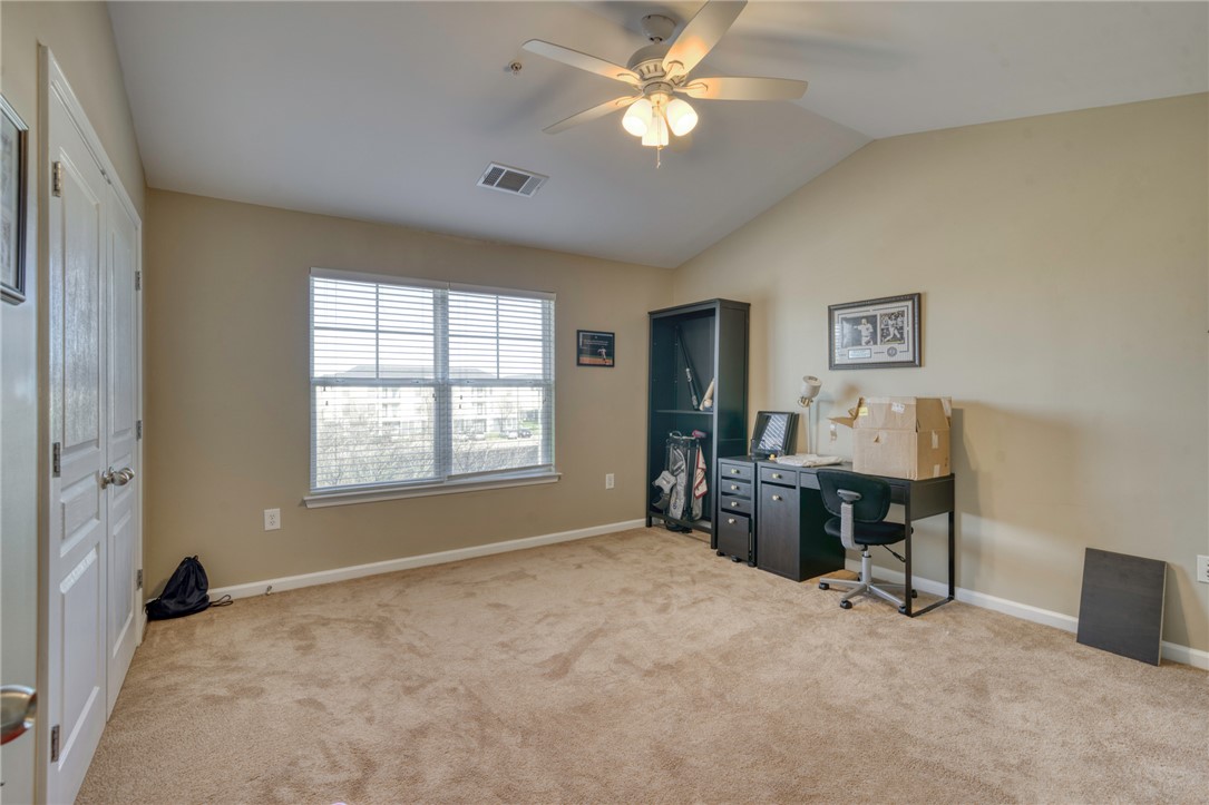 1725 Harvey Mitchell Parkway S 2124