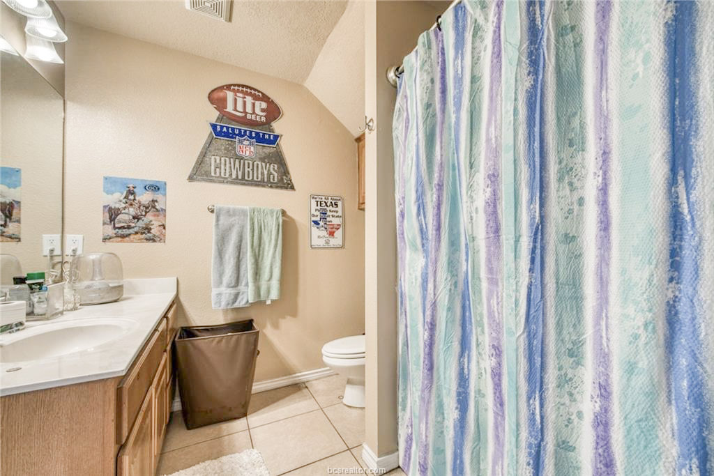 2325 Autumn Chase Loop