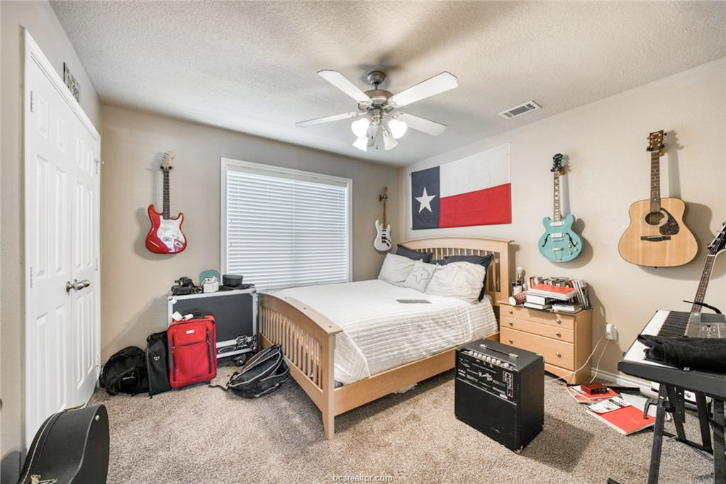 2325 Autumn Chase Loop