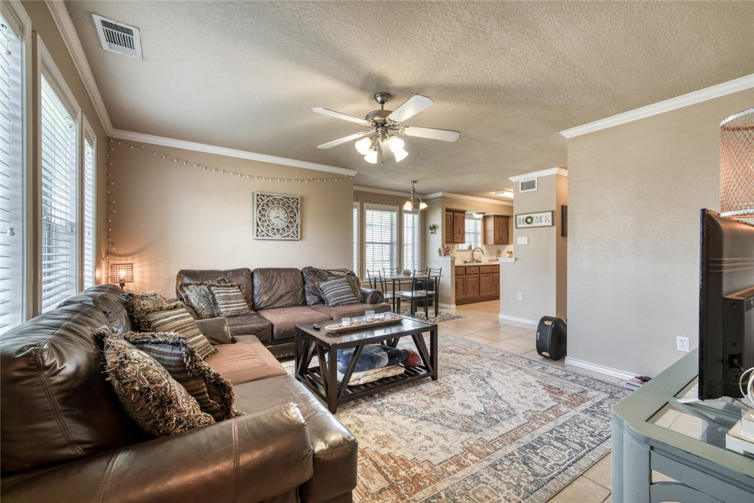 2325 Autumn Chase Loop