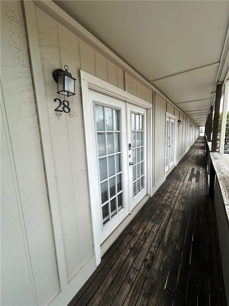 3900 Old College Road 28