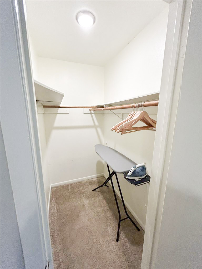 3900 Old College Road 28