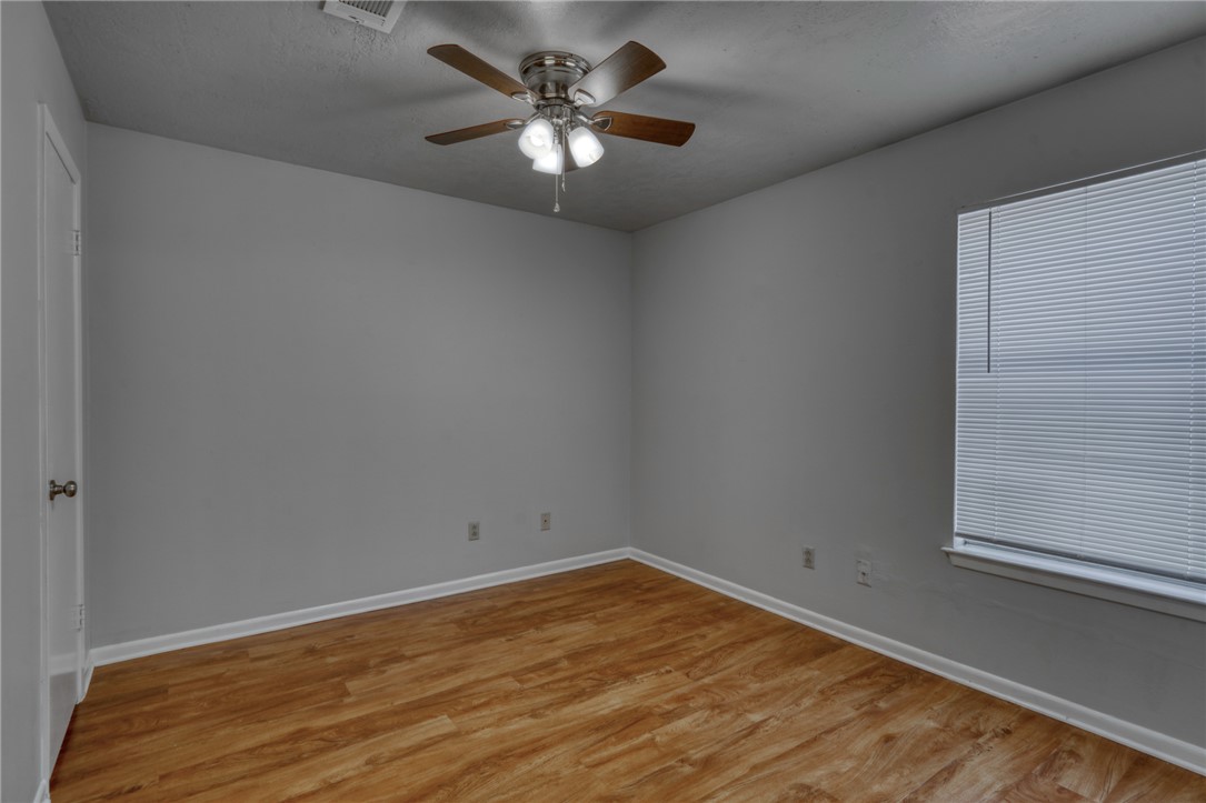 910 Spring Loop B