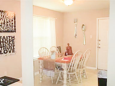 907 Sun Meadow Street