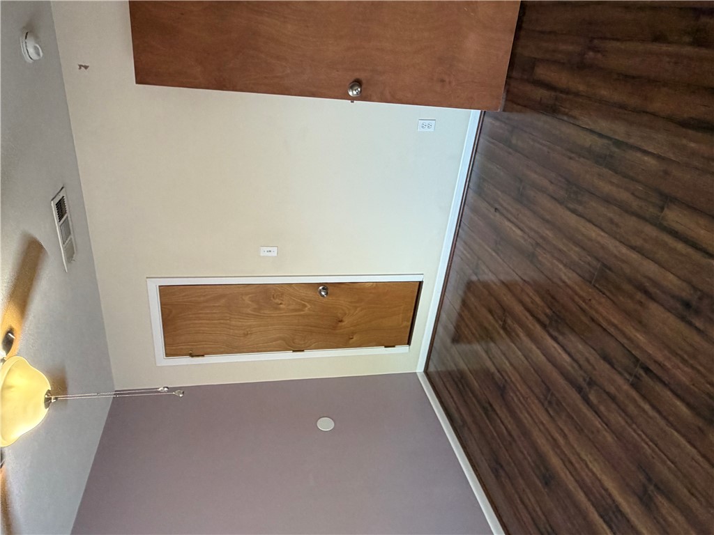 4513 Carter Creek Parkway 4