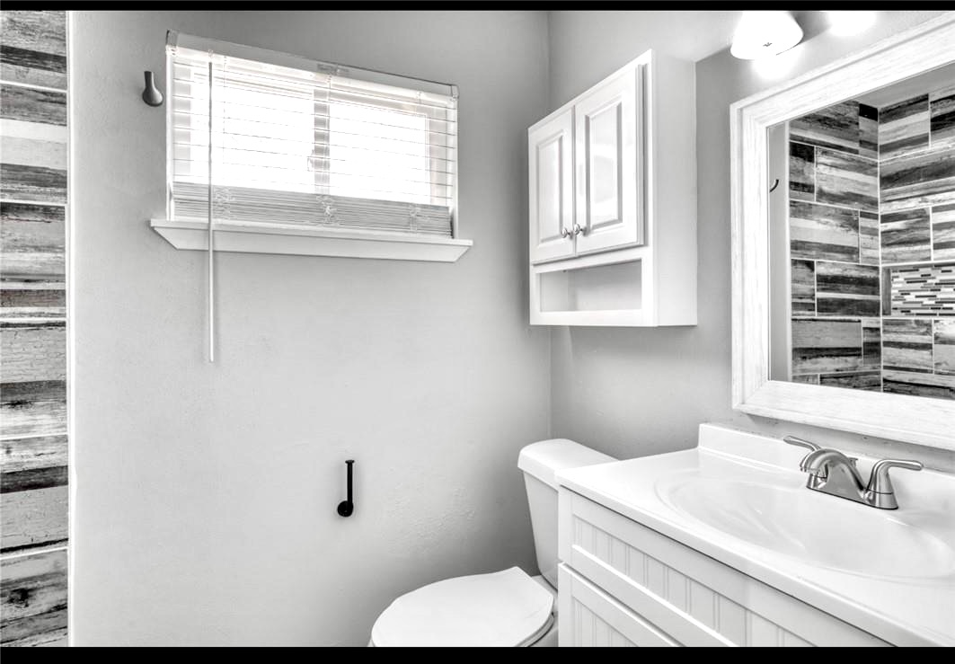 1115 Merry Oaks Drive