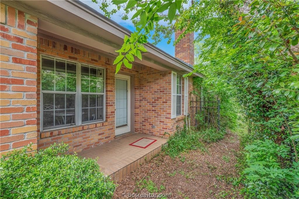 2308 Carnation Court