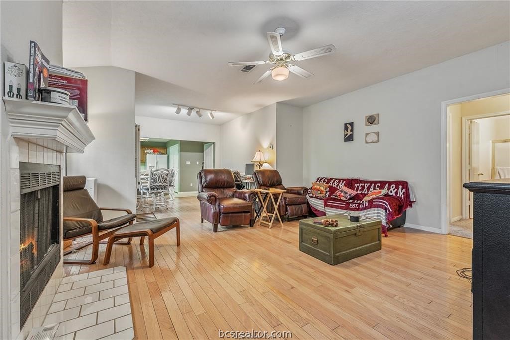 2308 Carnation Court
