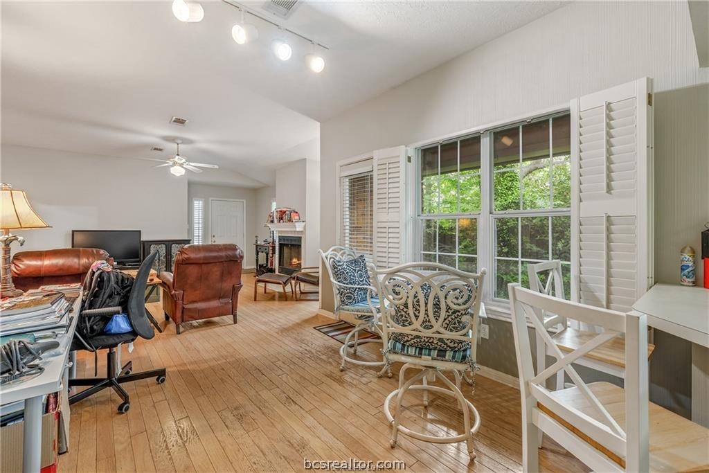 2308 Carnation Court