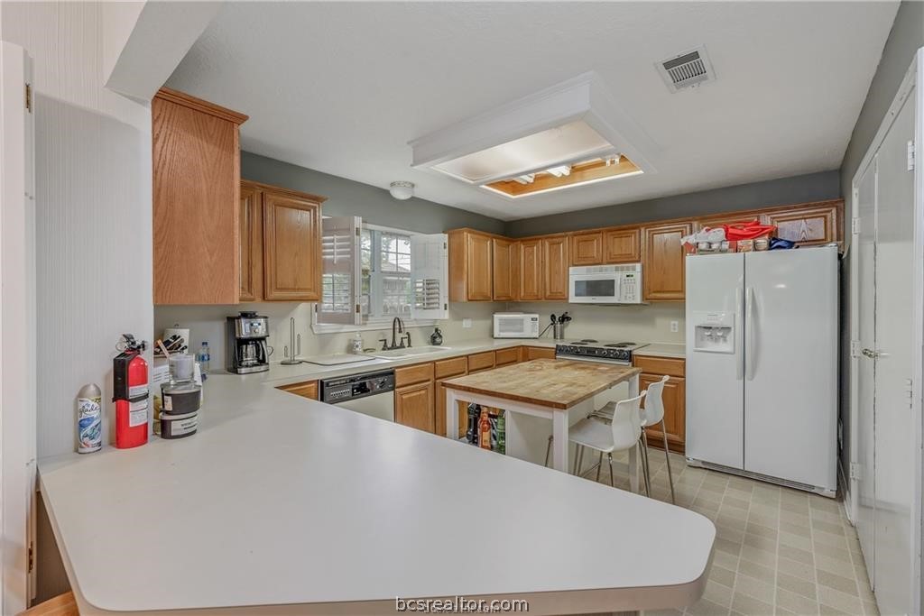 2308 Carnation Court