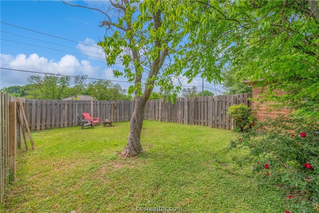 2308 Carnation Court