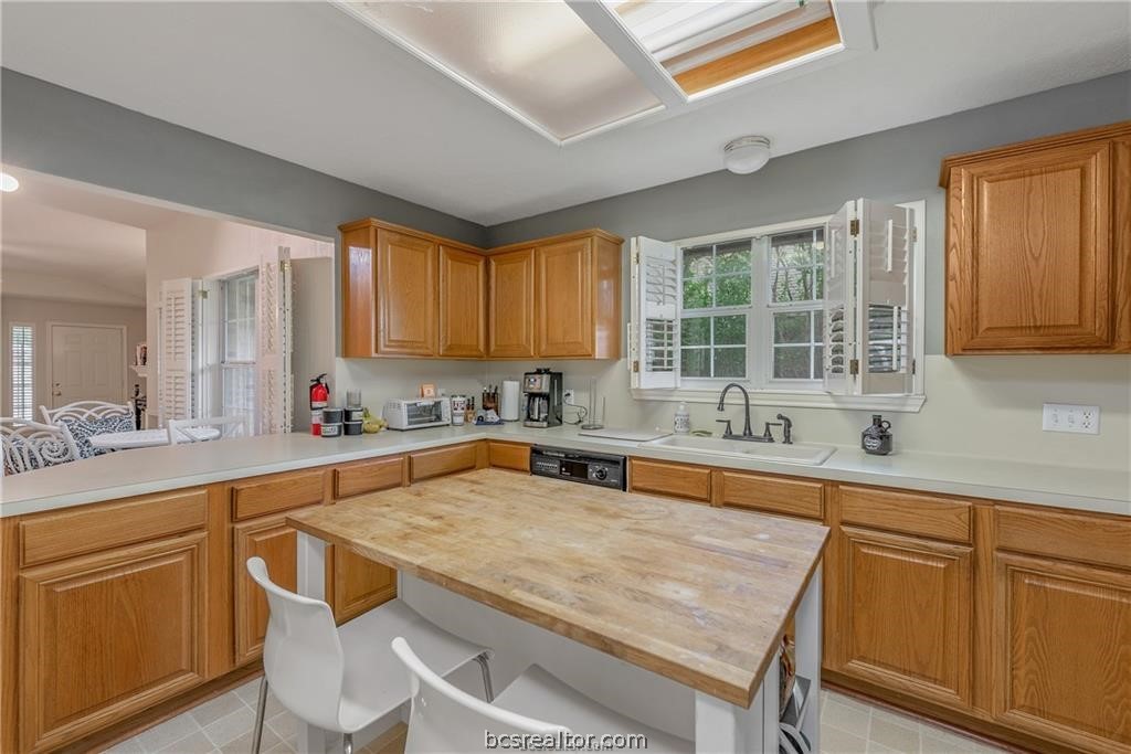 2308 Carnation Court