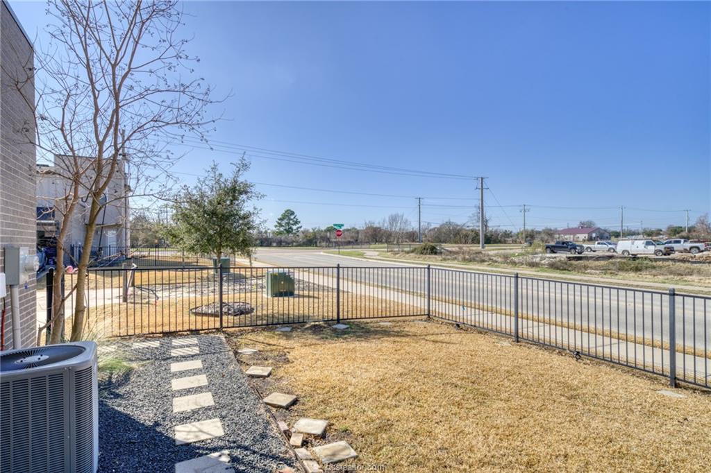3900 Yukon Lane